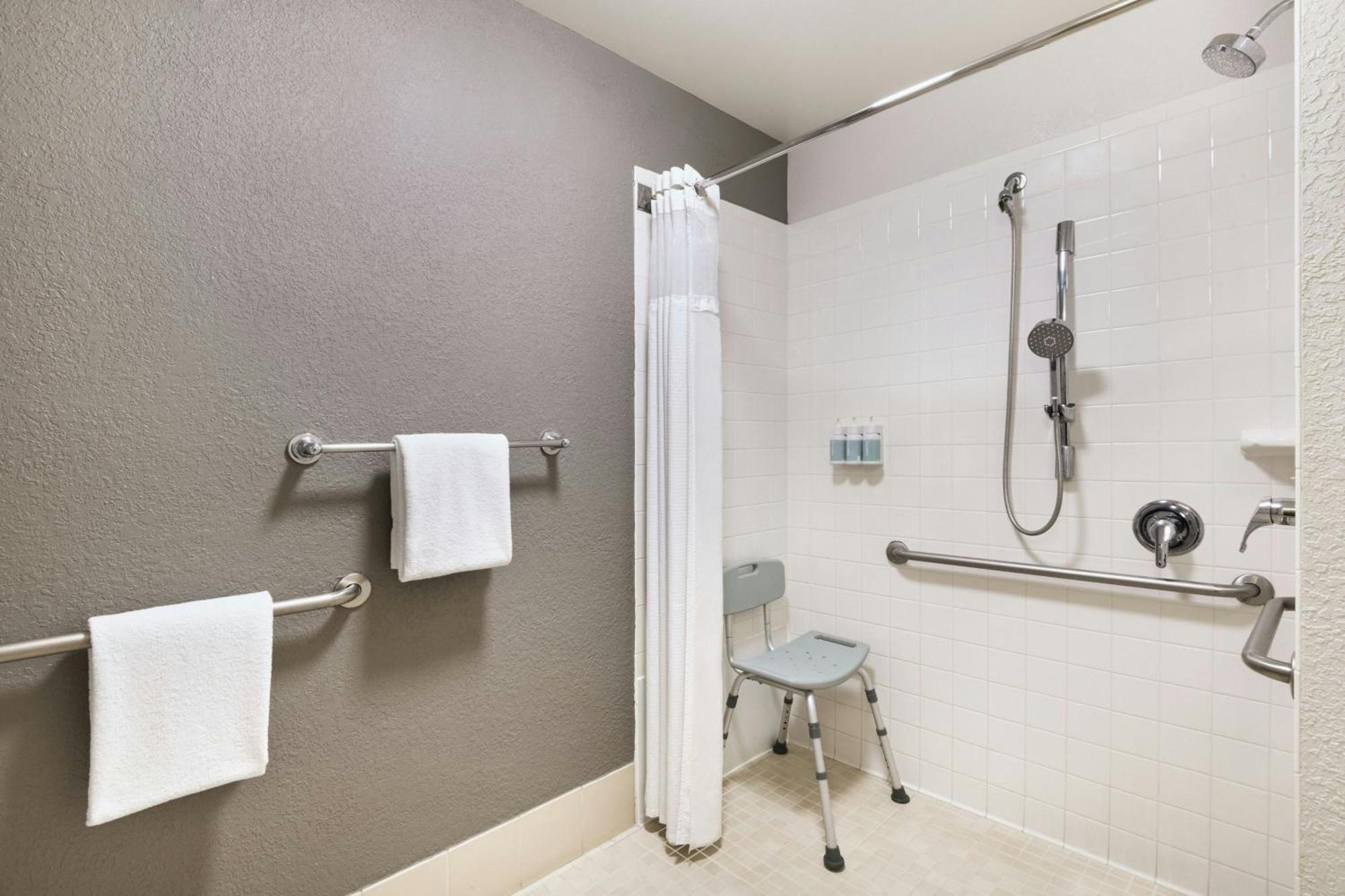 Hotel Courtyard By Marriott San Antonio Airport Esterno foto